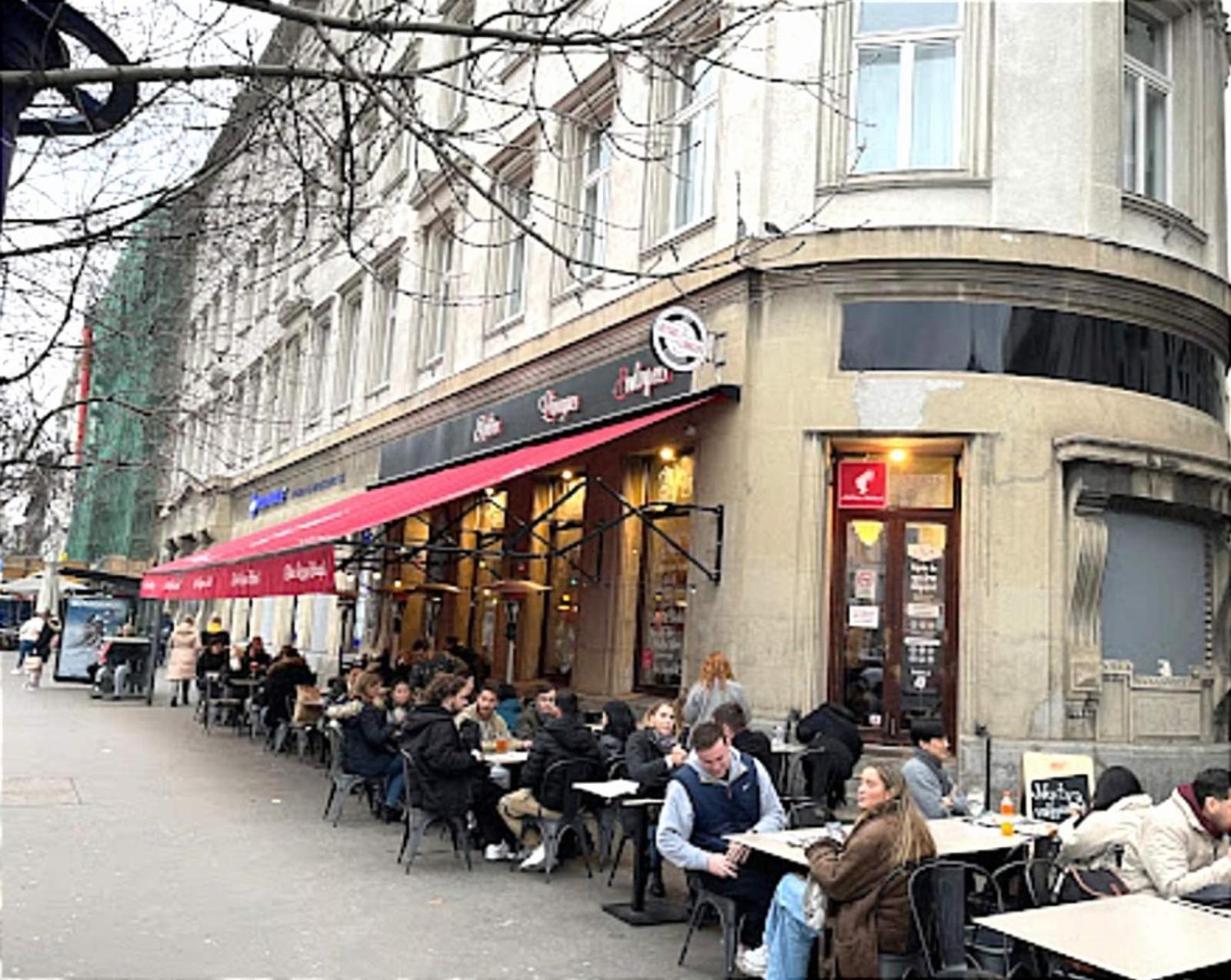 Central Budapest Vadasz Street Bagian luar foto